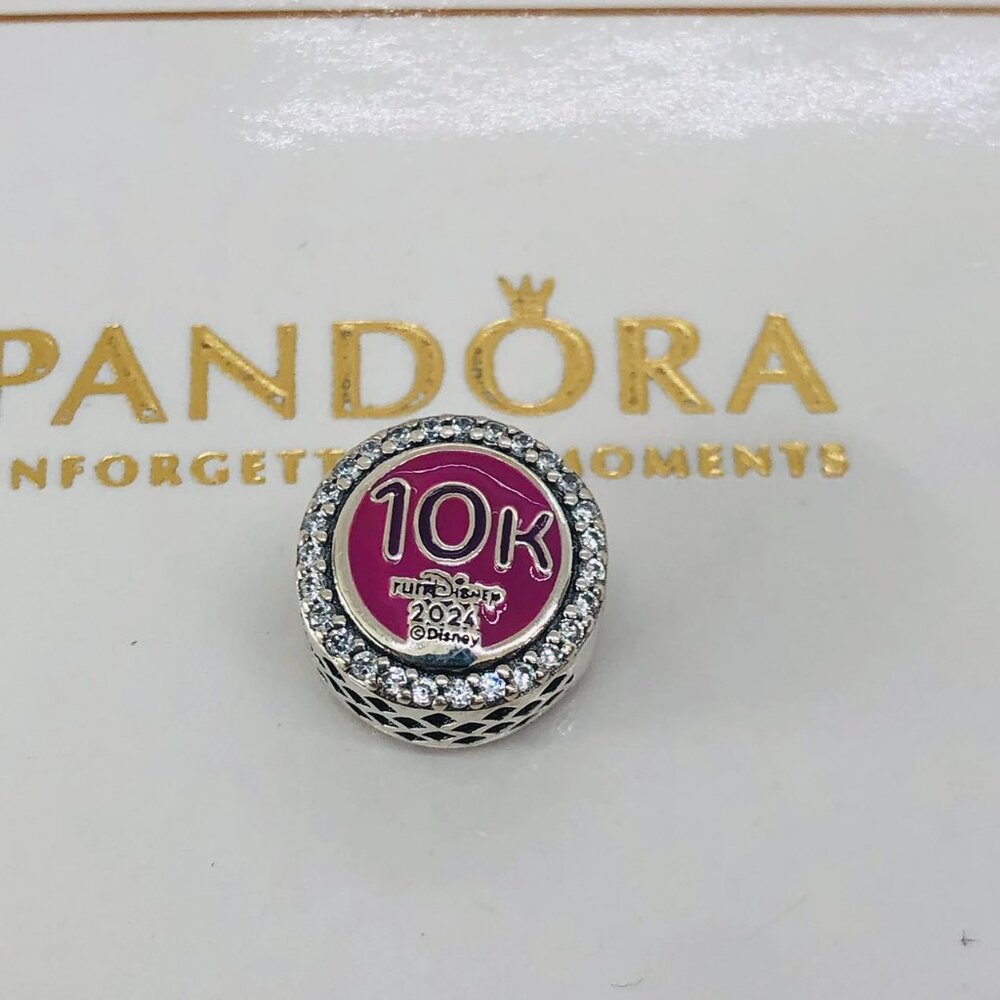 🌞📖Pandora Run Disney 10K Pendant Dangle Charm Tiana S925 Sterling Silver - Picture 2 of 3